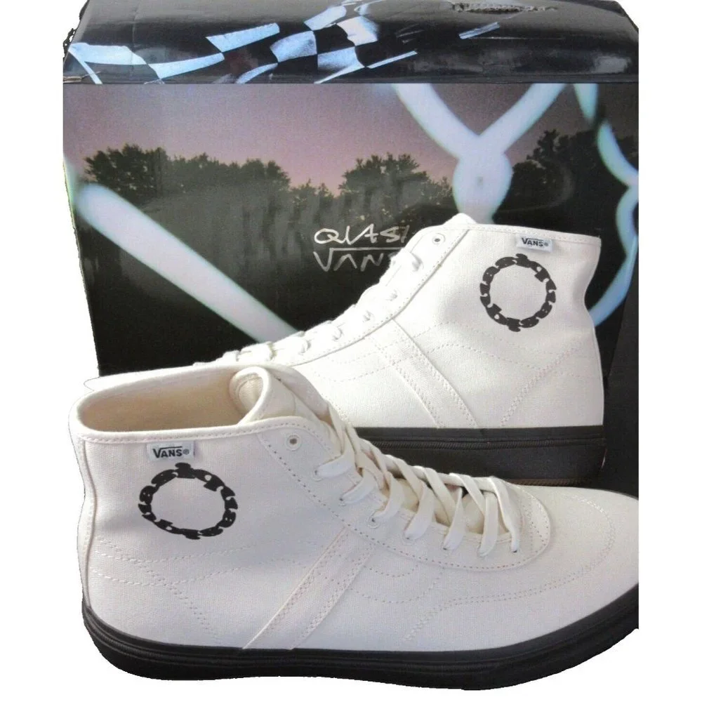 Vans x Quasi Men's Gilbert Crocket Hi Decon White Canvas shoes Sizes NIB - Picture 1 of 8
